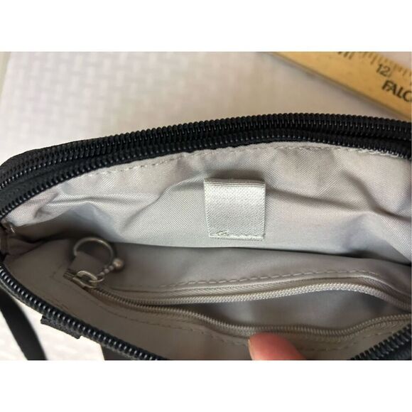 Baggallini mini RFDI crossbody black gray 7.5"x5.5" - Picture 6 of 8